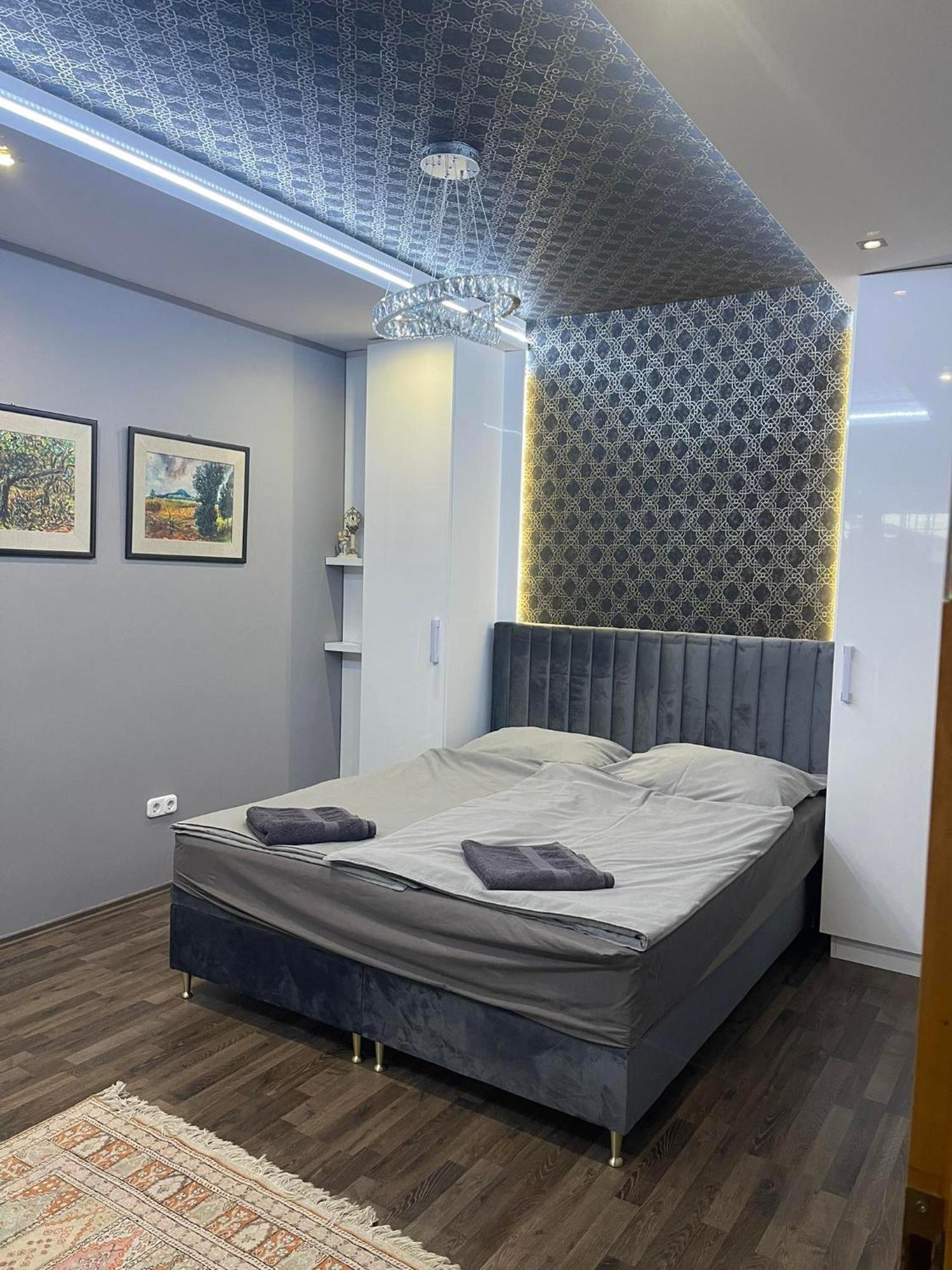 Hotello Apartmanhaz Es Panzio 절러에게르세그 외부 사진